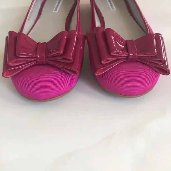Emporio Armani Bow Flats - Picture 4 of 7